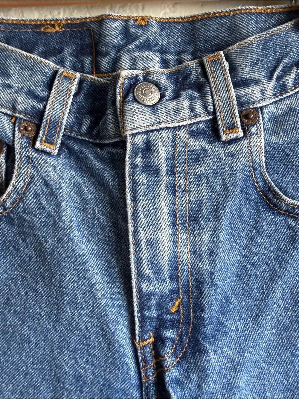 Levi's Classic Straight Leg Jeans in Blue Denim